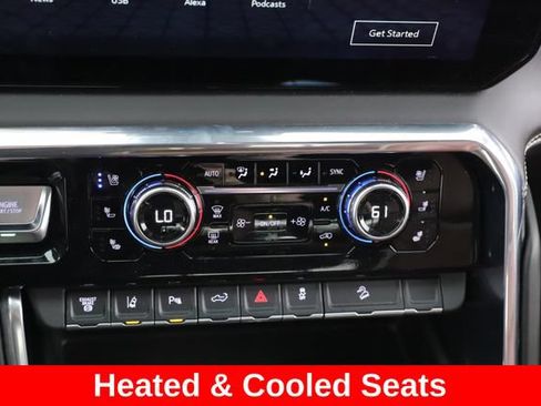 Used 2024 GMC Sierra 3500 Denali Ultimate AWD/4WD image 4
