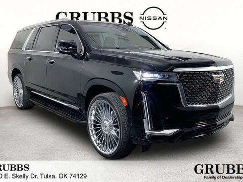 Used 2024 Cadillac Escalade ESV Premium Luxury AWD/4WD image 1