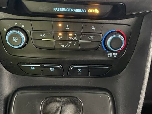 Used 2022 Ford Transit Connect XL image 38