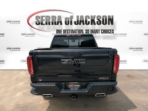 Used 2020 GMC Sierra 1500 AT4 w/ AT4 Premium Package AWD/4WD image 7