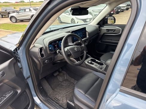 Used 2025 Ford Bronco Sport Outer Banks w/ Outer Banks Tech Package+ image 21