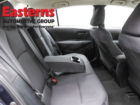 Used 2022 Toyota Corolla LE image 23