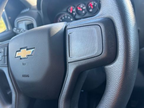 Used 2025 Chevrolet Silverado 1500 W/T image 18