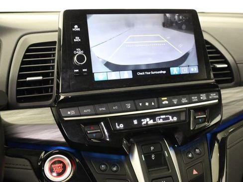 Used 2025 Honda Odyssey Elite image 18