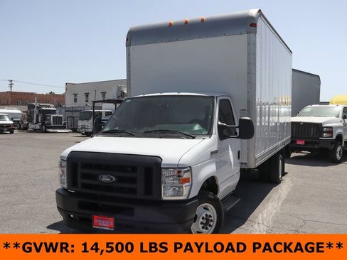 Used 2024 Ford E-450 and Econoline 450 Super Duty w/ Power Windows & Locks Group RWD image 4