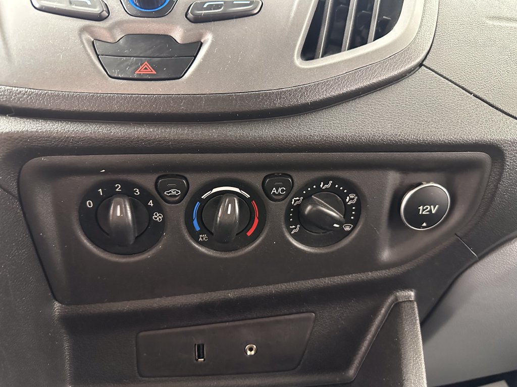 Used 2016 Ford Transit 150 130 Low Roof RWD image 25