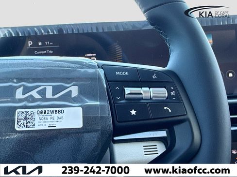 New 2026 Kia Sportage EX image 36