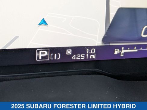 Certified 2025 Subaru Forester Limited image 18