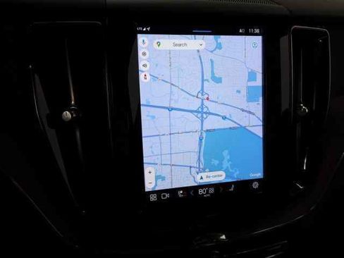 Certified 2023 Volvo XC60 B5 Plus w/ Climate Package image 24