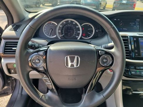 Certified 2017 Honda Accord EX-L image 15