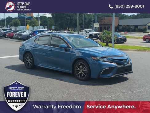 Used 2024 Toyota Camry SE FWD image 9