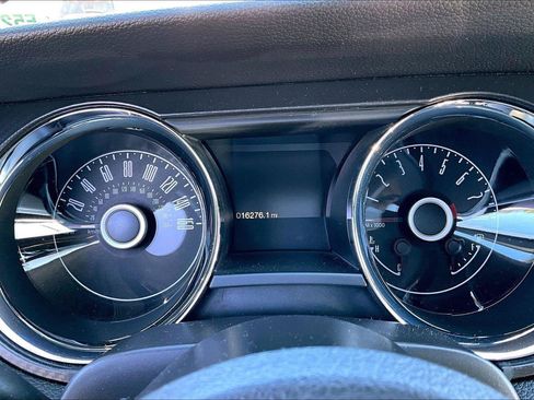 Used 2014 Ford Mustang GT Premium w/ Electronics Package RWD image 12