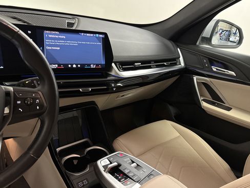 Used 2024 BMW X1 xDrive28i w/ Convenience Package image 18