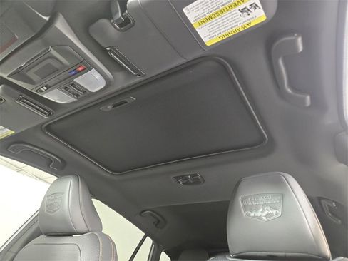 New 2026 Subaru Crosstrek 2.5i Wilderness image 9