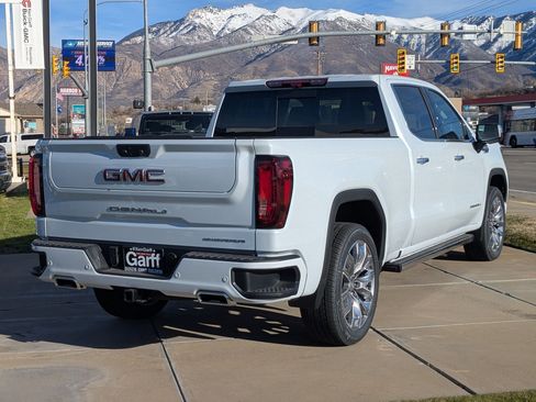 New 2026 GMC Sierra 1500 Denali w/ Denali Reserve Package image 3