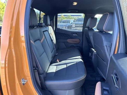 New 2026 GMC Canyon AT4 w/ AT4 Premium Package image 27