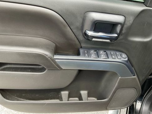 Used 2018 Chevrolet Silverado 1500 LT w/ LT Eassist Package AWD/4WD image 20