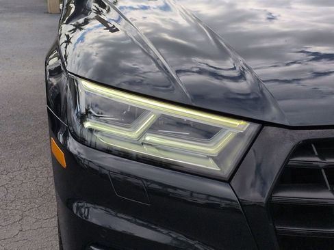 Used 2019 Audi Q5 2.0T Premium Plus w/ Premium Plus Package image 10