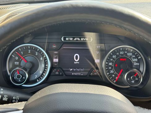 Used 2019 RAM 1500 Laramie AWD/4WD image 23