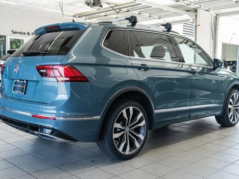 Used 2021 Volkswagen Tiguan SEL Premium R-Line w/ 3rd Row Seat Package AWD/4WD image 6
