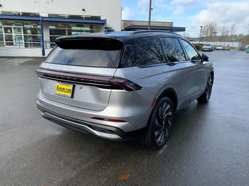 New 2026 Lincoln Nautilus Reserve w/ Jet Appearance Package image 7