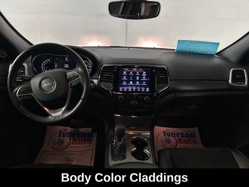 Used 2022 Jeep Grand Cherokee Laredo X AWD/4WD image 30