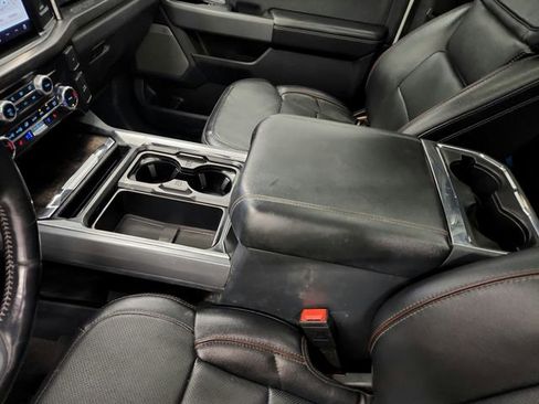Used 2024 Ford F250 Lariat w/ Lariat Ultimate Package AWD/4WD image 33