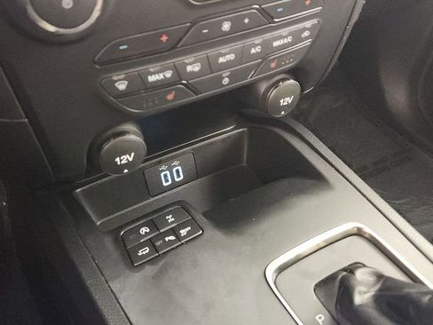 Used 2022 Ford Ranger Lariat w/ Equipment Group 501A High RWD image 16