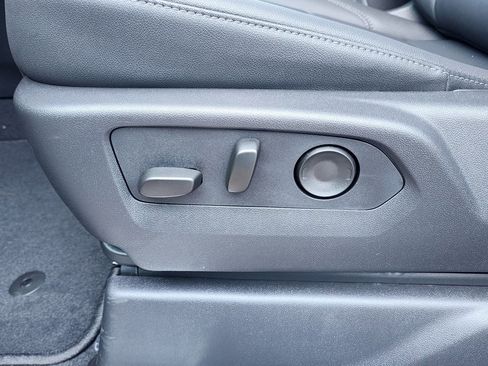 New 2026 GMC Sierra 1500 SLT w/ SLT Premium Plus Package image 18