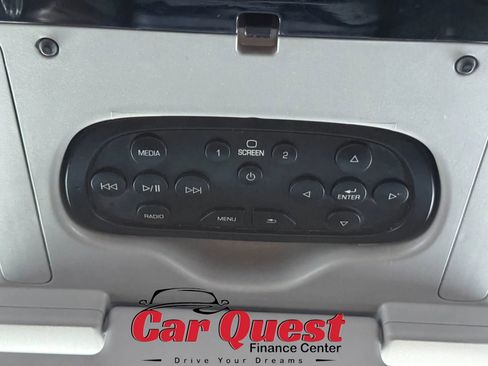 Used 2016 GMC Yukon XL SLT w/ Open Road Package AWD/4WD image 31