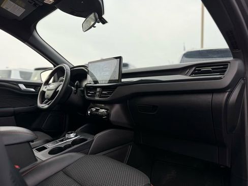 Used 2024 Ford Escape ST-Line w/ Tech Pack #1 image 16