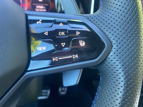 Certified 2025 Volkswagen Golf w/ Euro Style Package AWD/4WD image 12
