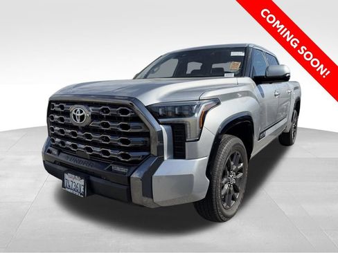 Used 2023 Toyota Tundra Platinum AWD/4WD image 1