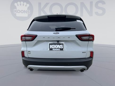 New 2026 Ford Escape SE image 5