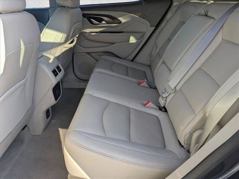 Used 2018 GMC Terrain Denali w/ Driver Alert Package II FWD image 19