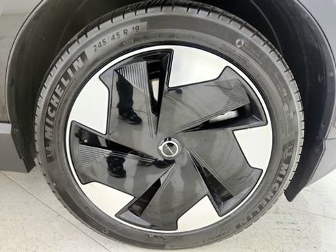 Used 2025 Volvo EX30 Plus w/ Protection Package Premier AWD/4WD image 76