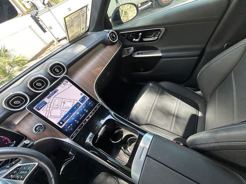 Used 2023 Mercedes-Benz GLC 300 4MATIC w/ Exclusive Trim Package image 11
