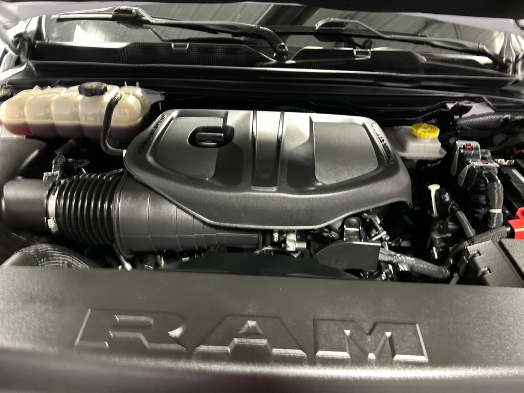 Used 2025 RAM 1500 Big Horn AWD/4WD image 25