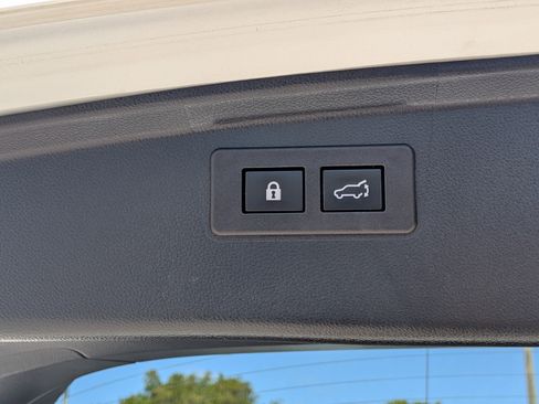 Used 2021 Subaru Outback Limited XT image 14