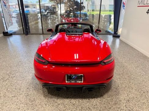Used 2022 Porsche 718 Boxster Spyder RWD image 6