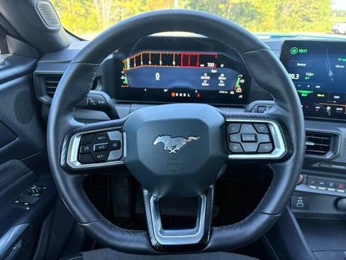 Used 2026 Ford Mustang Coupe RWD image 14