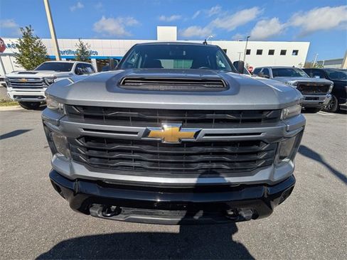 Certified 2024 Chevrolet Silverado 2500 Custom w/ Custom Value Package image 3