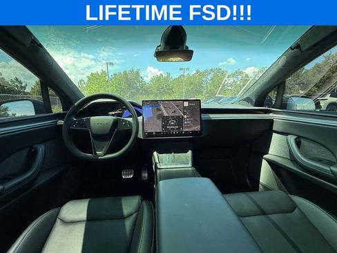 Used 2024 Tesla Model X Plaid AWD/4WD image 14
