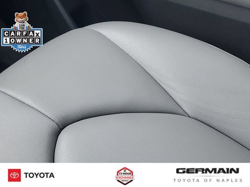 Used 2024 Toyota Highlander XLE FWD image 30