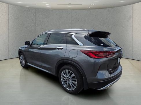 Used 2025 INFINITI QX50 Luxe AWD/4WD image 3