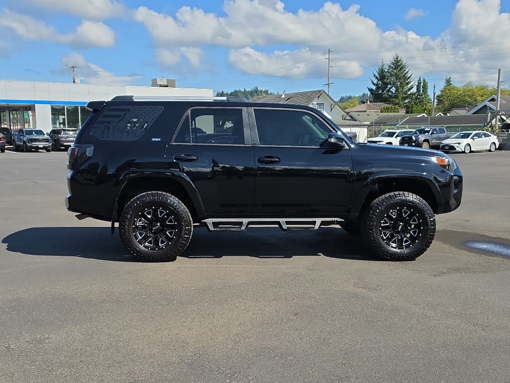 Used 2019 Toyota 4Runner SR5 Premium AWD/4WD image 7