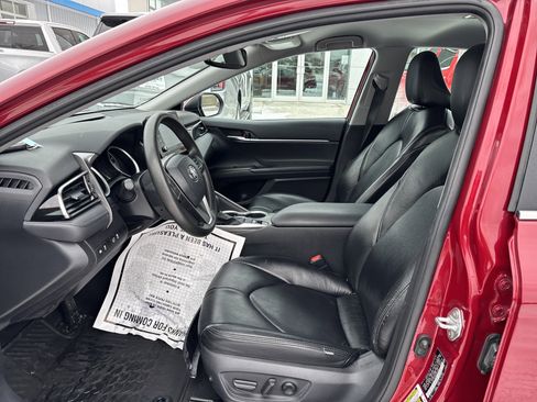 Used 2021 Toyota Camry LE w/ Convenience Package image 14