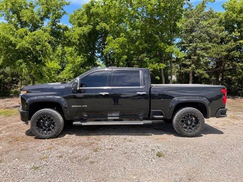 Used 2022 Chevrolet Silverado 2500 High Country w/ LPO, Hitch Package AWD/4WD image 4