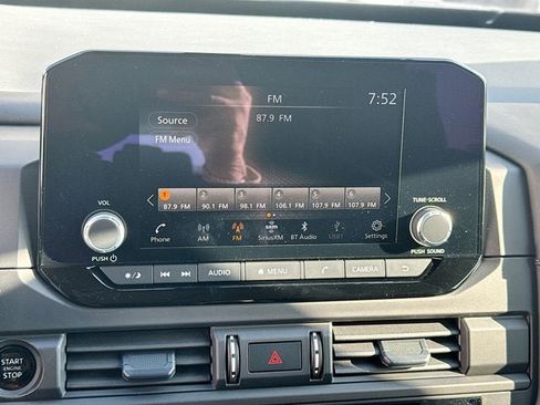 New 2025 Nissan Pathfinder S image 18