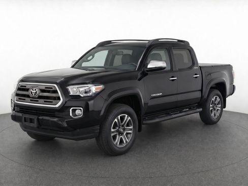 Used 2017 Toyota Tacoma Limited w/ Tow Package AWD/4WD image 2